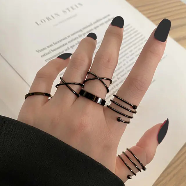 Heart Black Rings Set